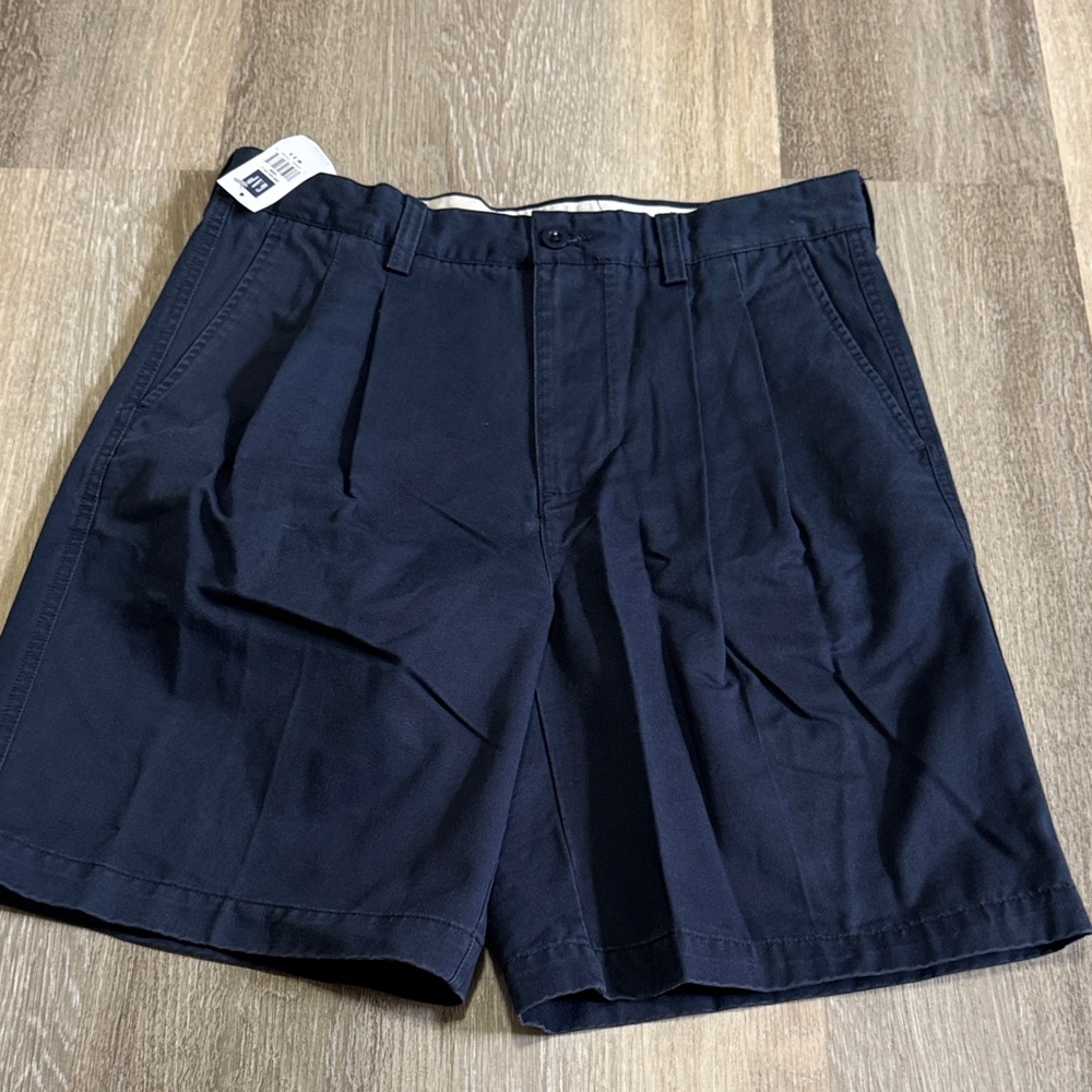 🆕 Gap Classic Pleated Men's Shorts in Navy